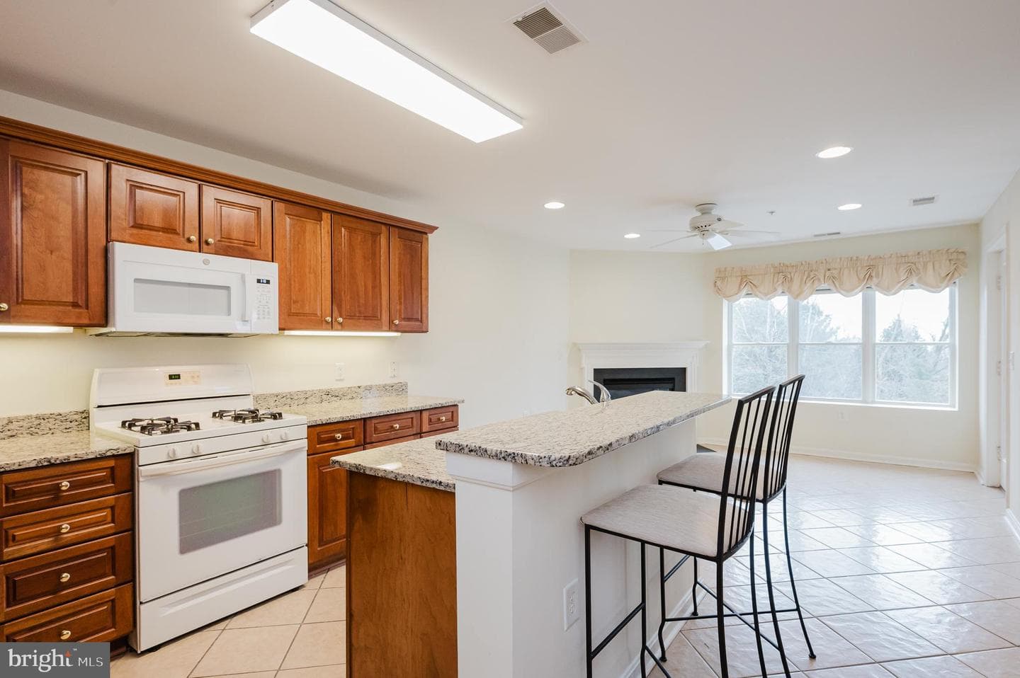 12240 Roundwood Road #405 photo 17