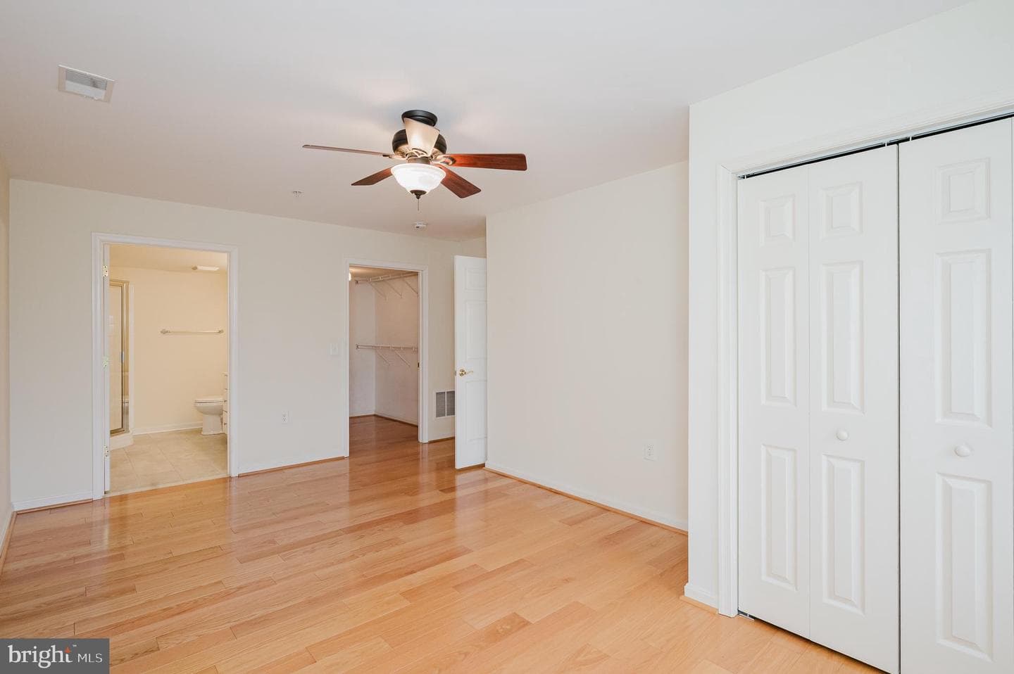 12240 Roundwood Road #405 photo 25