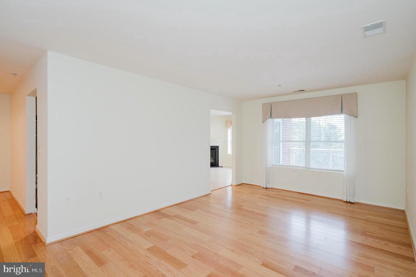 12240 Roundwood Road #405 photo 9