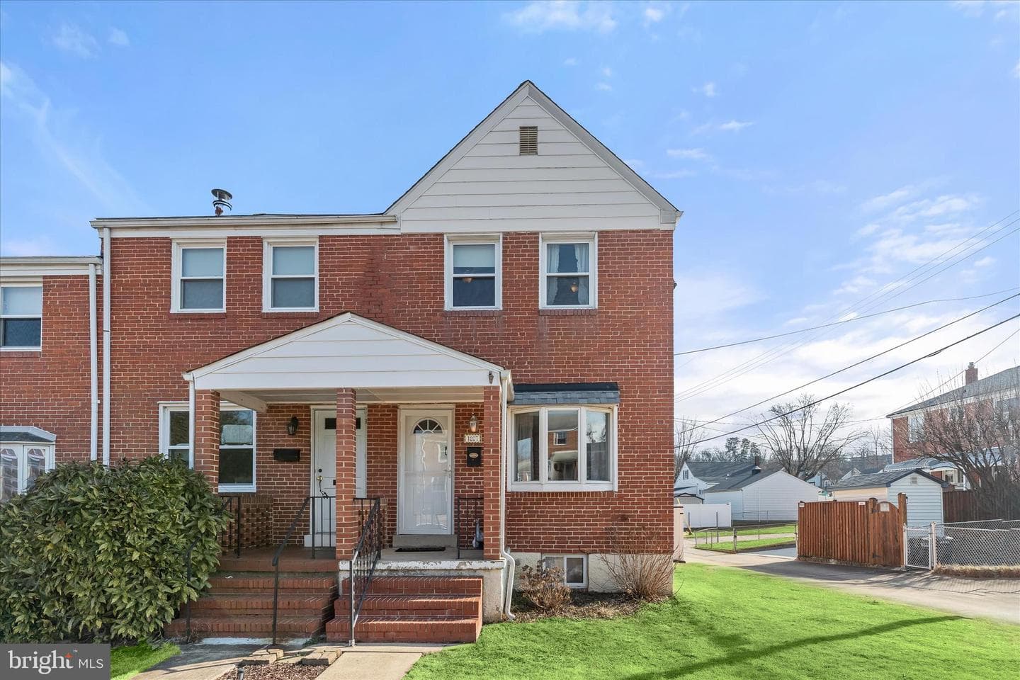 1207 Brewster Street photo 1