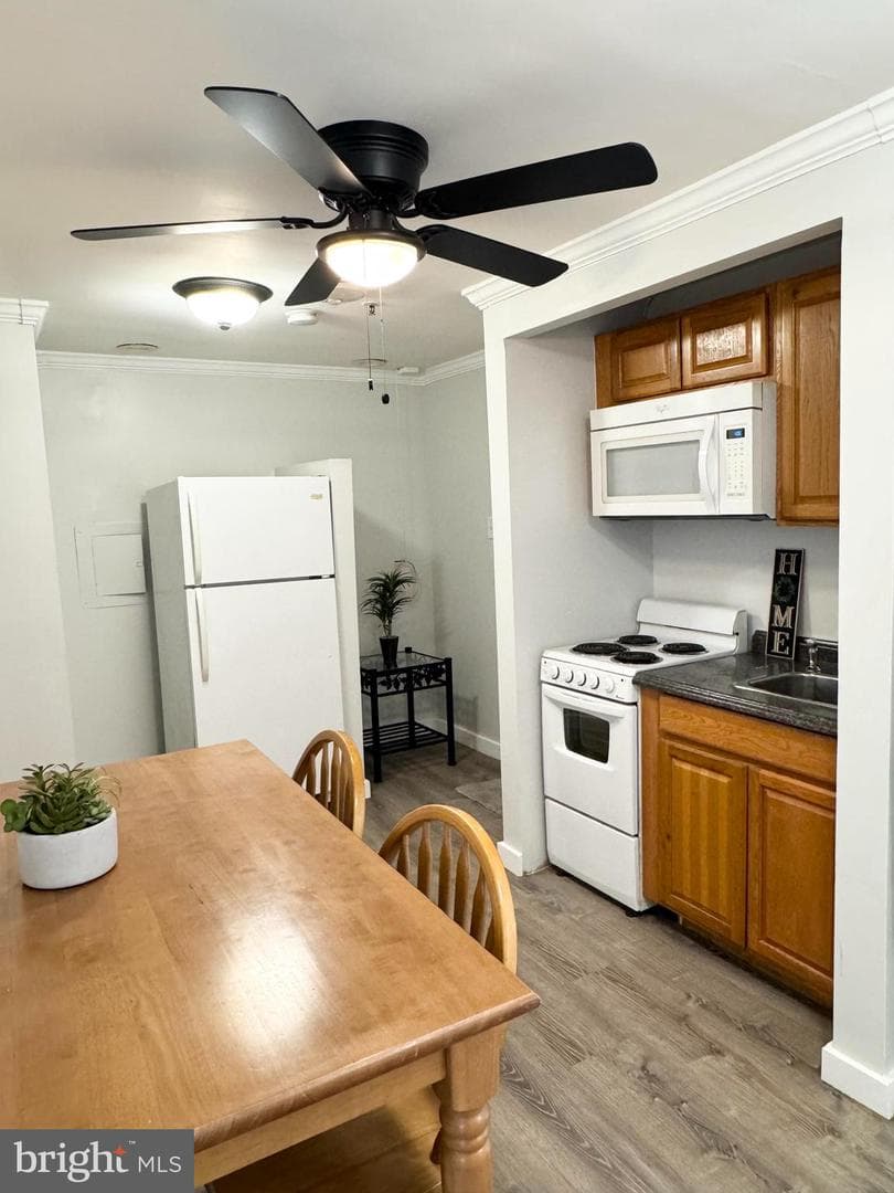 28 Allegheny Avenue #1306 photo 4