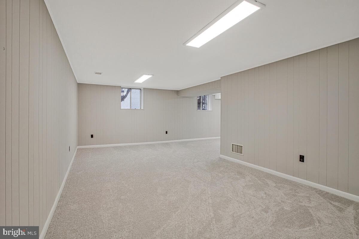 1224 Pleasant Valley Drive photo 32