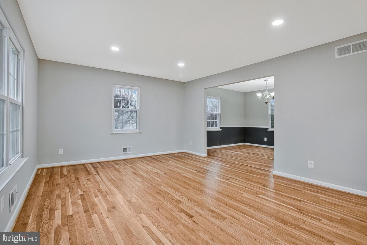 1224 Pleasant Valley Drive photo 5