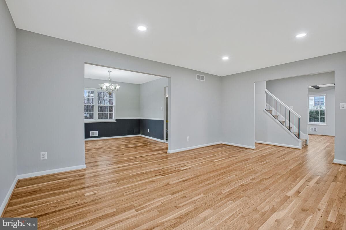 1224 Pleasant Valley Drive photo 6