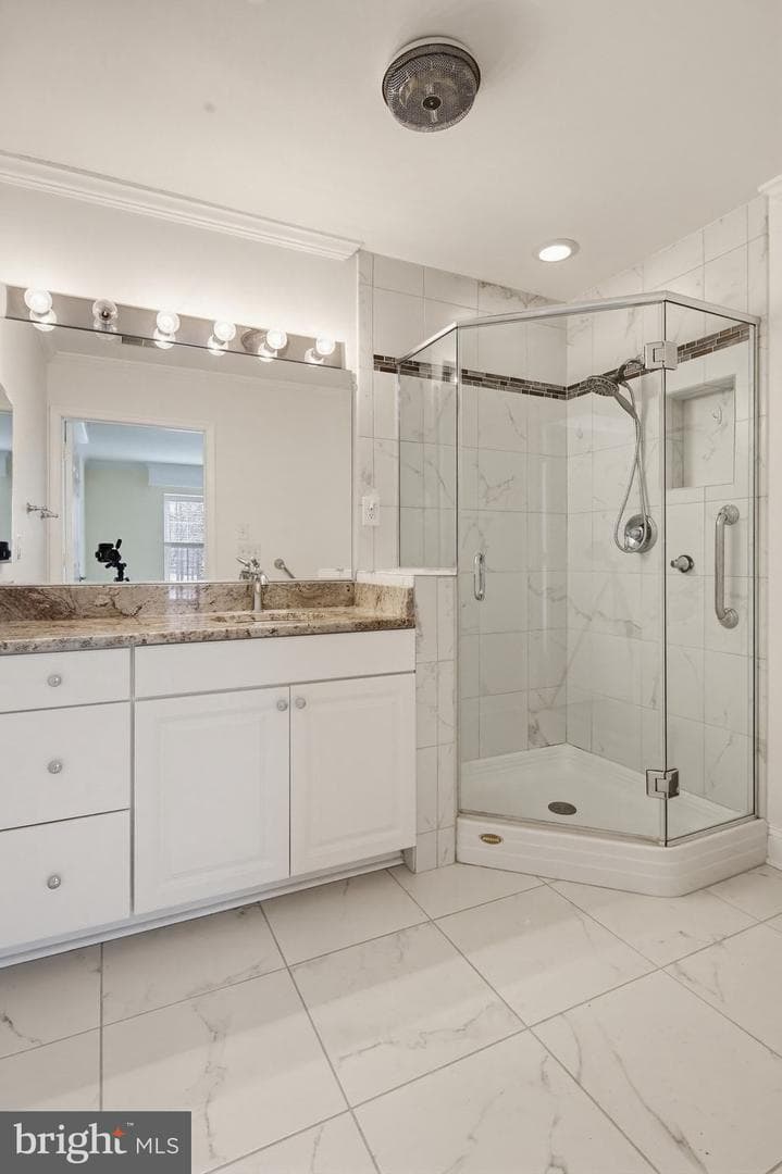 403 Plumbridge Court #303 photo 22