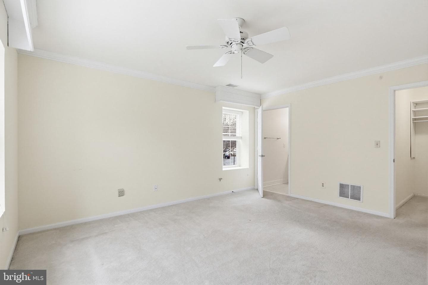 403 Plumbridge Court #303 photo 23