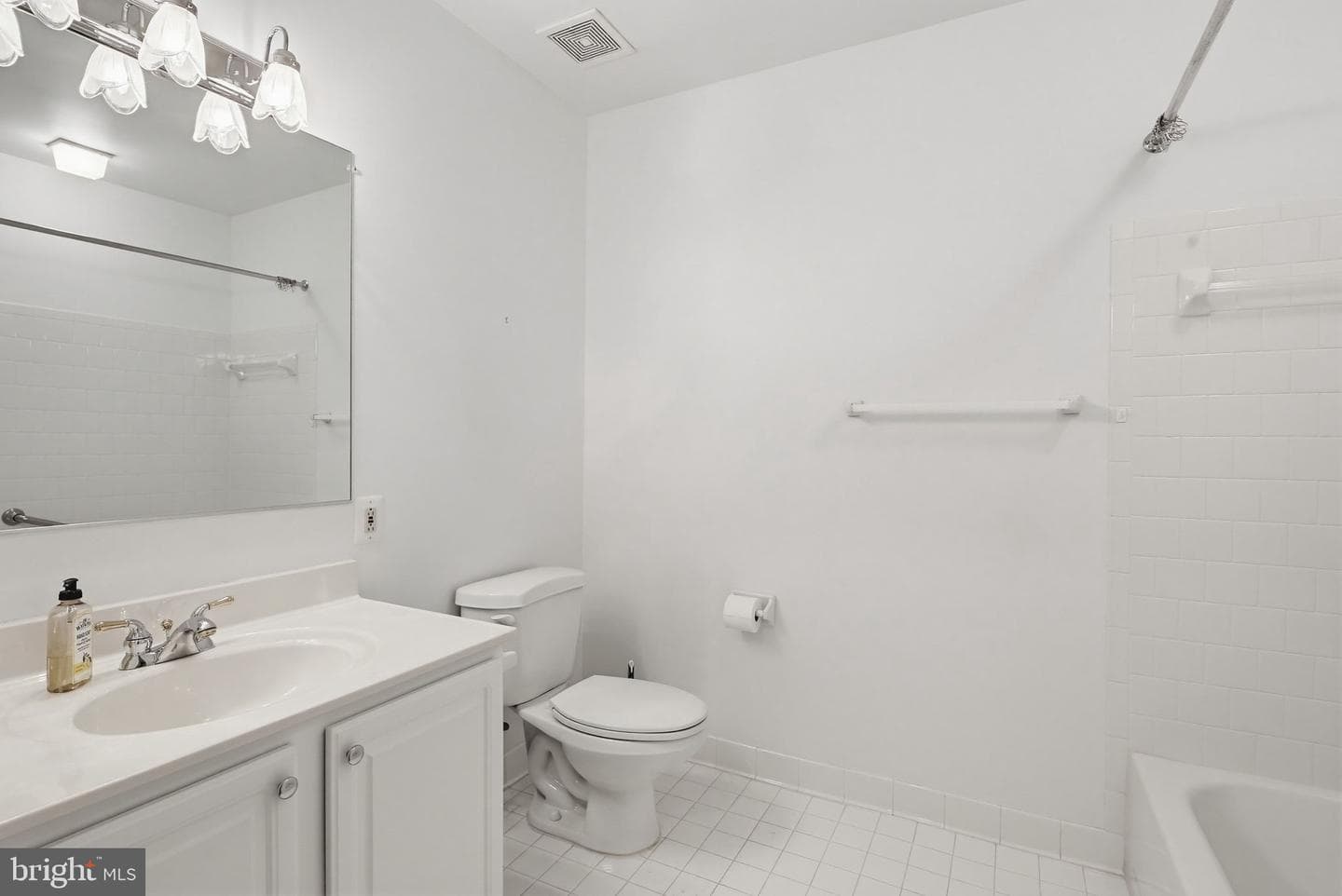 403 Plumbridge Court #303 photo 31
