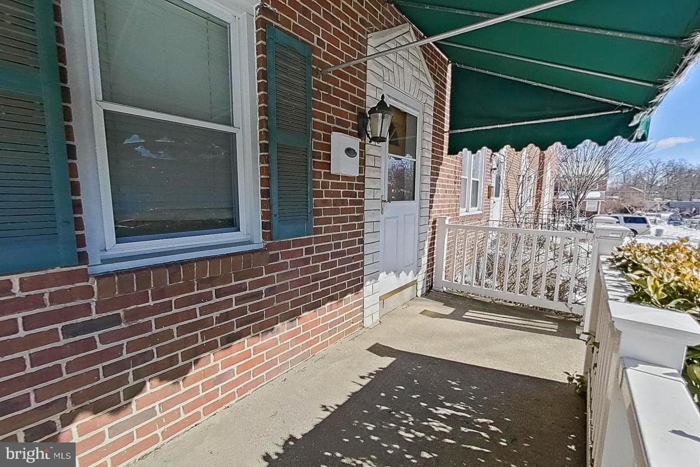1738 Redwood photo 6