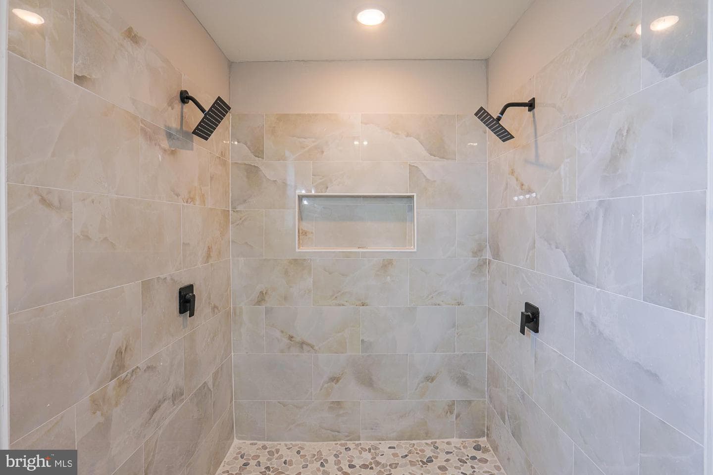 6515 Hazelwood Court photo 23