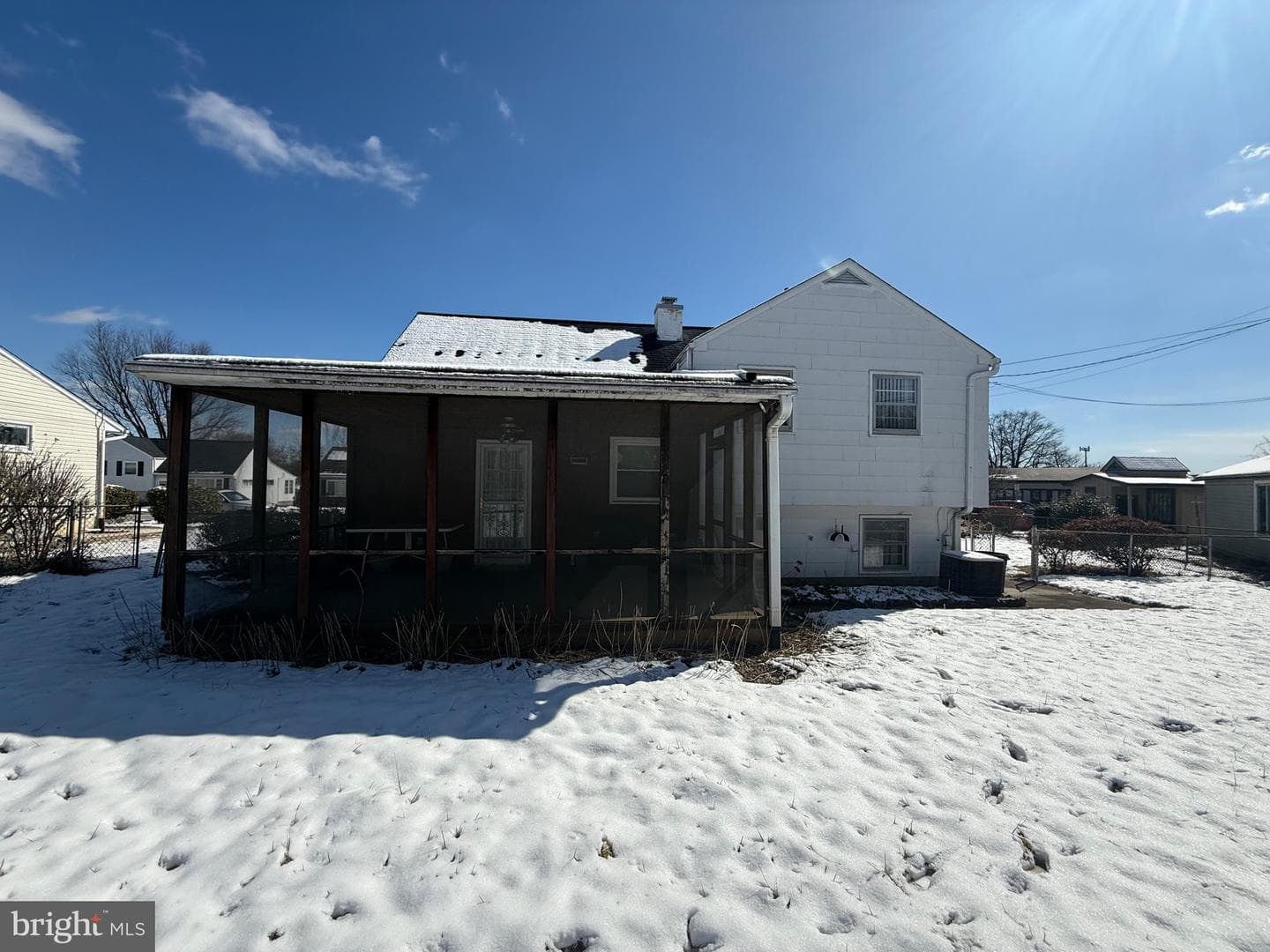 1806 Wentworth Road photo 2