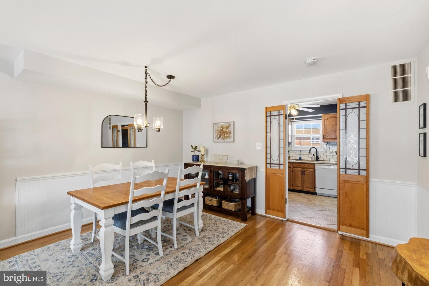 1015 Stormont Circle photo 7
