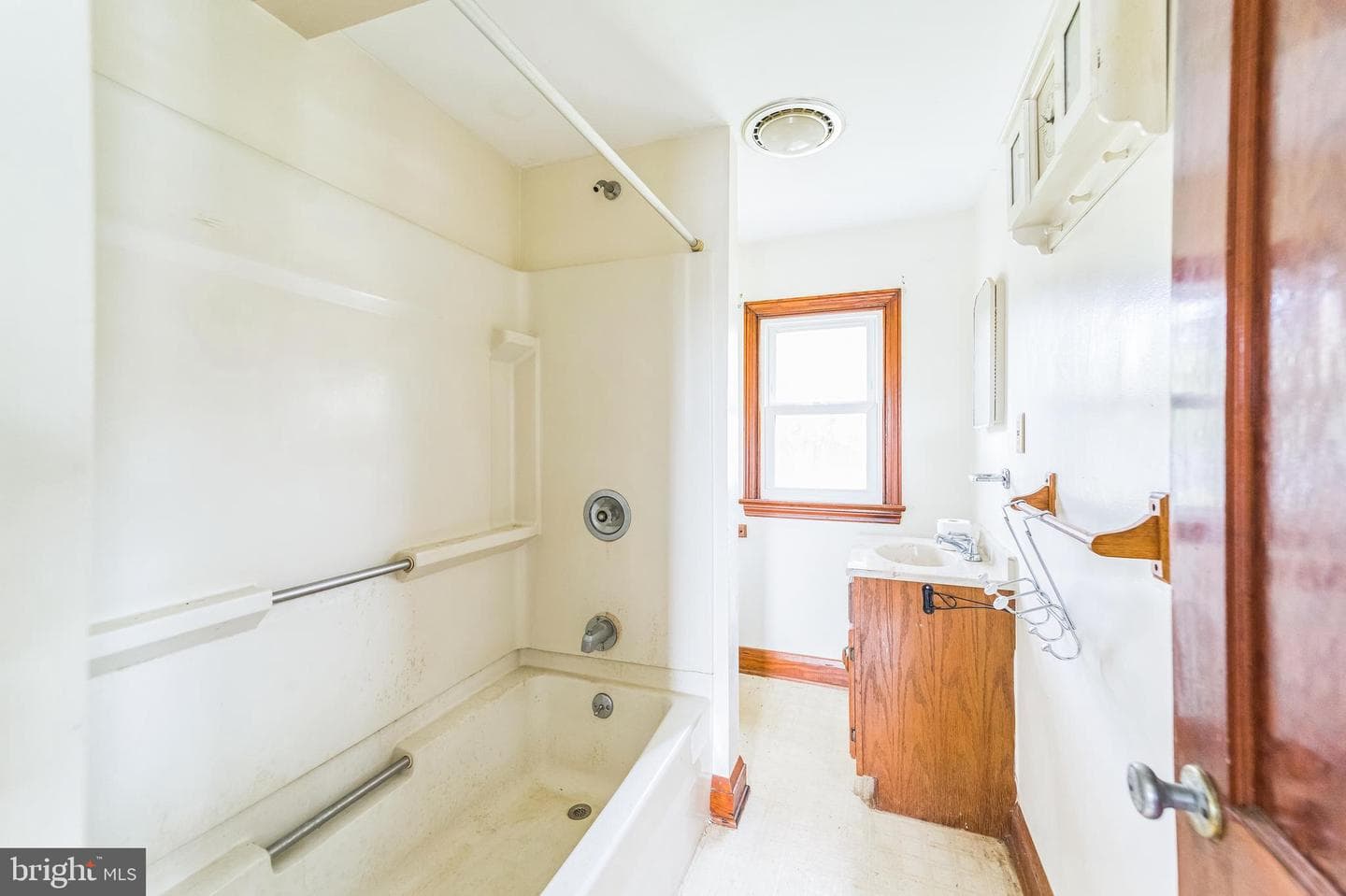 13816 Hanover Pike photo 18