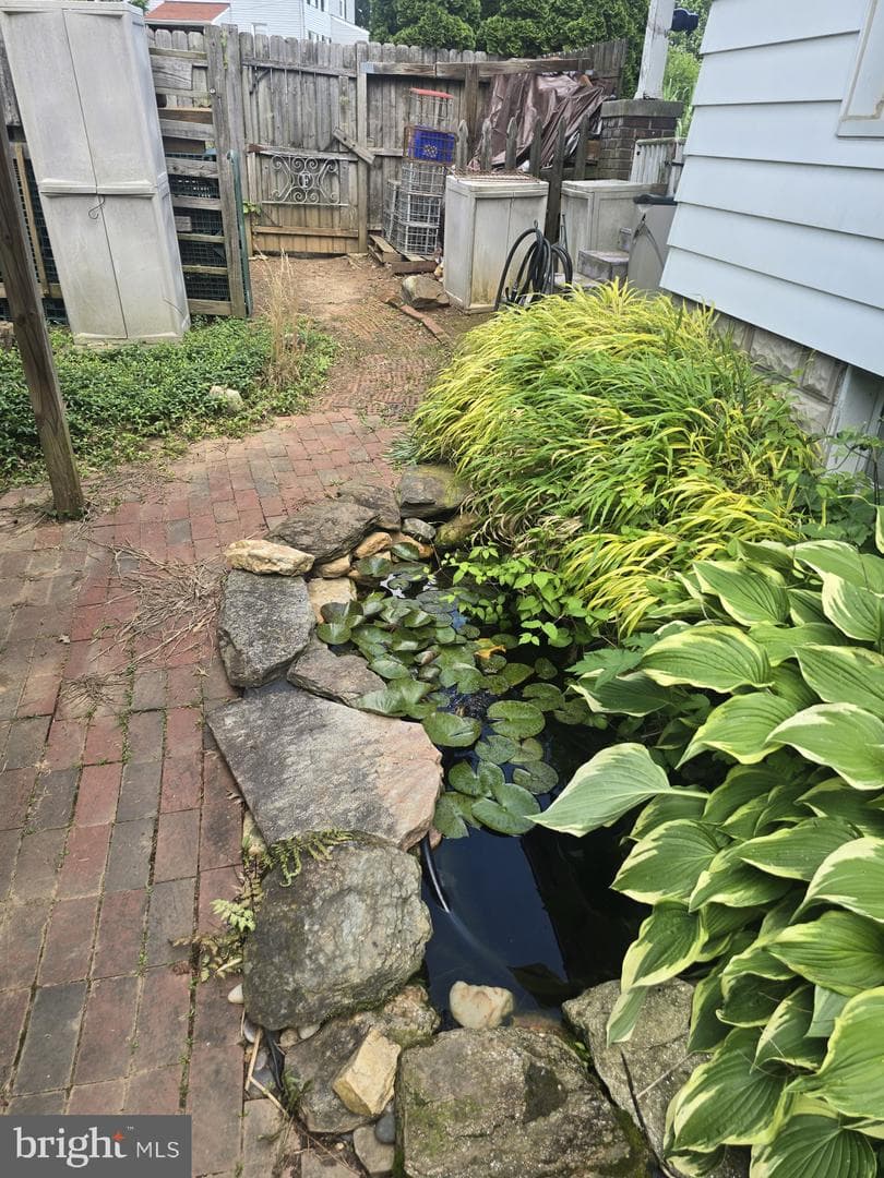 13816 Hanover Pike photo 30