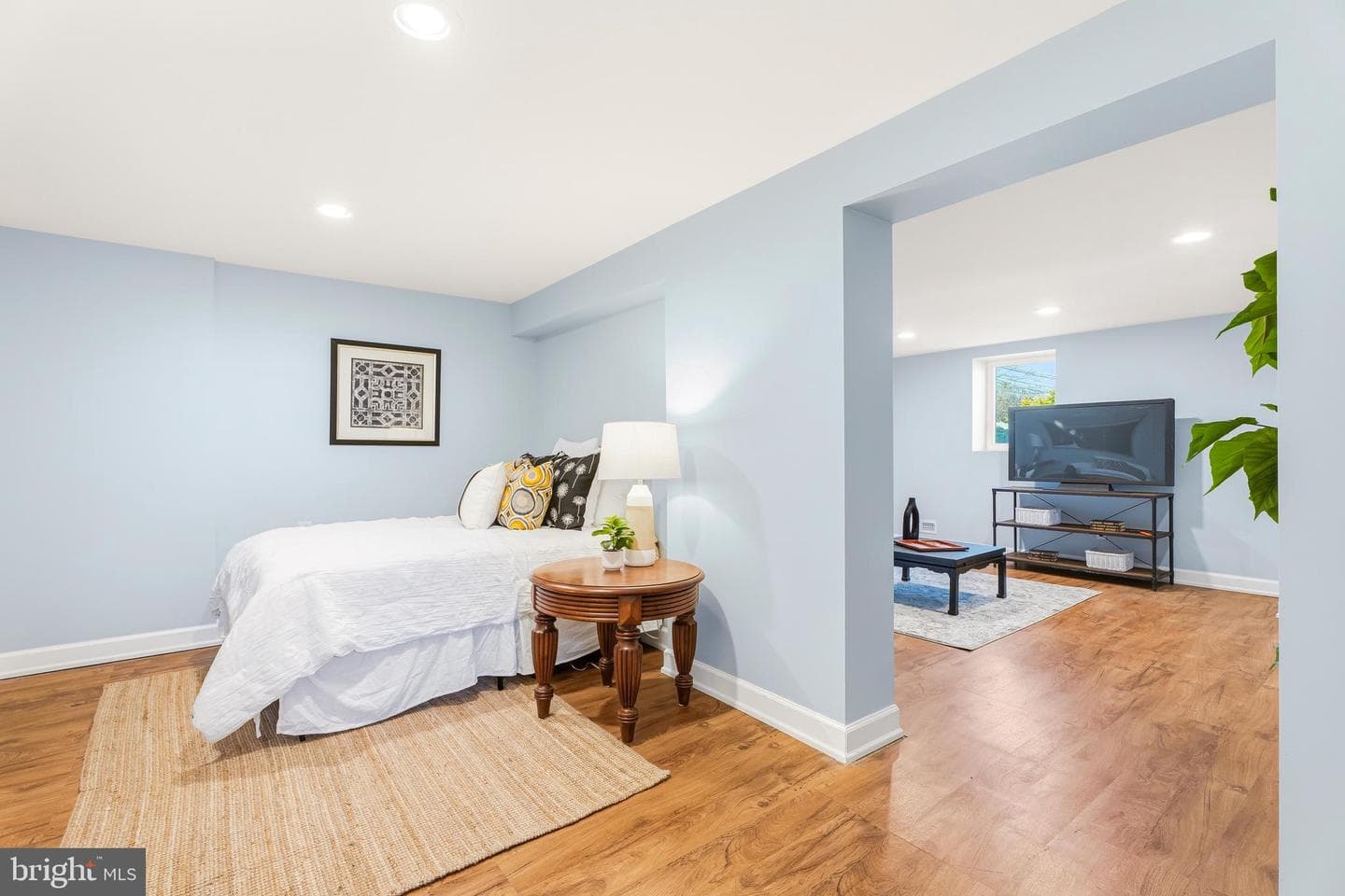 500 Hillen Road photo 28