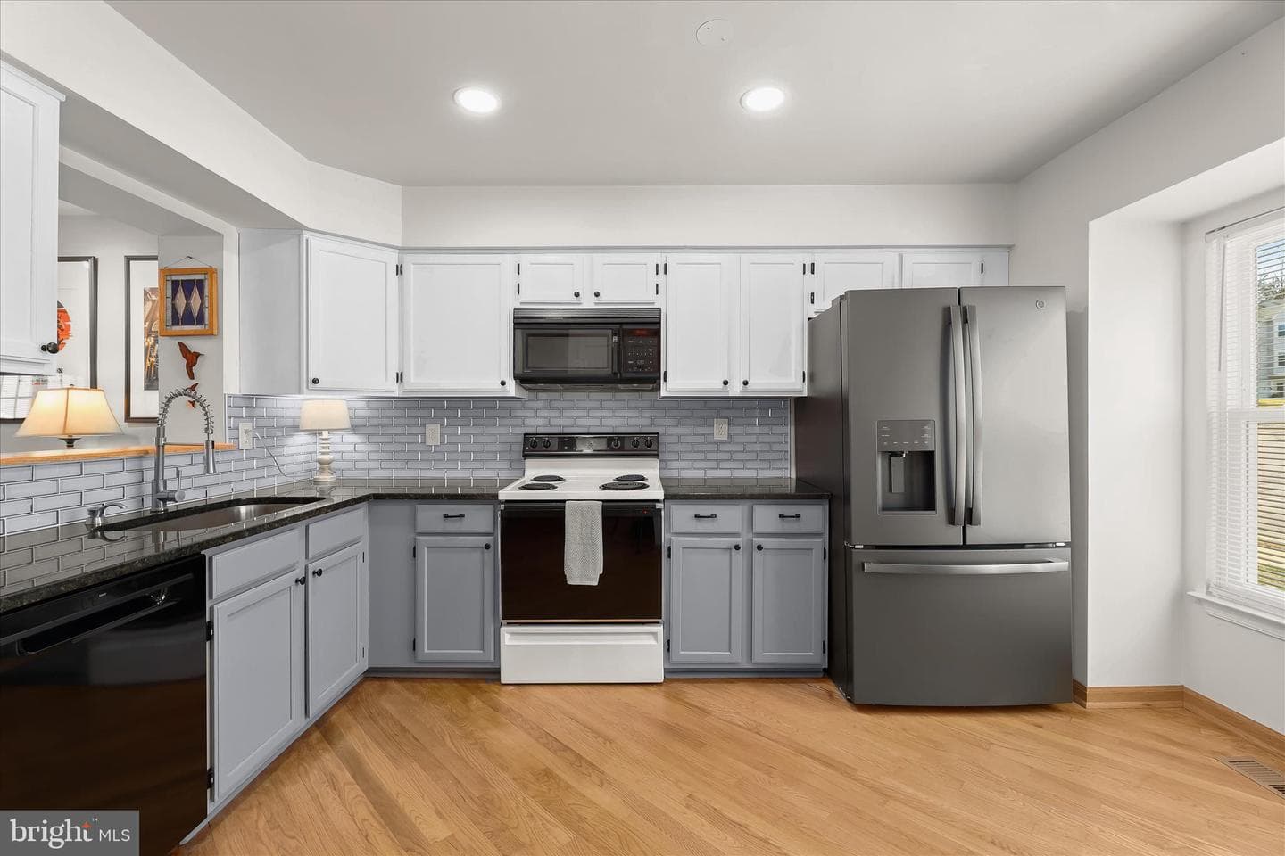 17 Lanhill Court photo 2