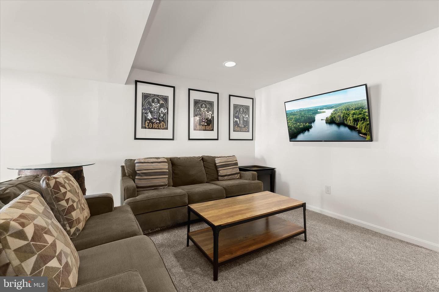 17 Lanhill Court photo 32