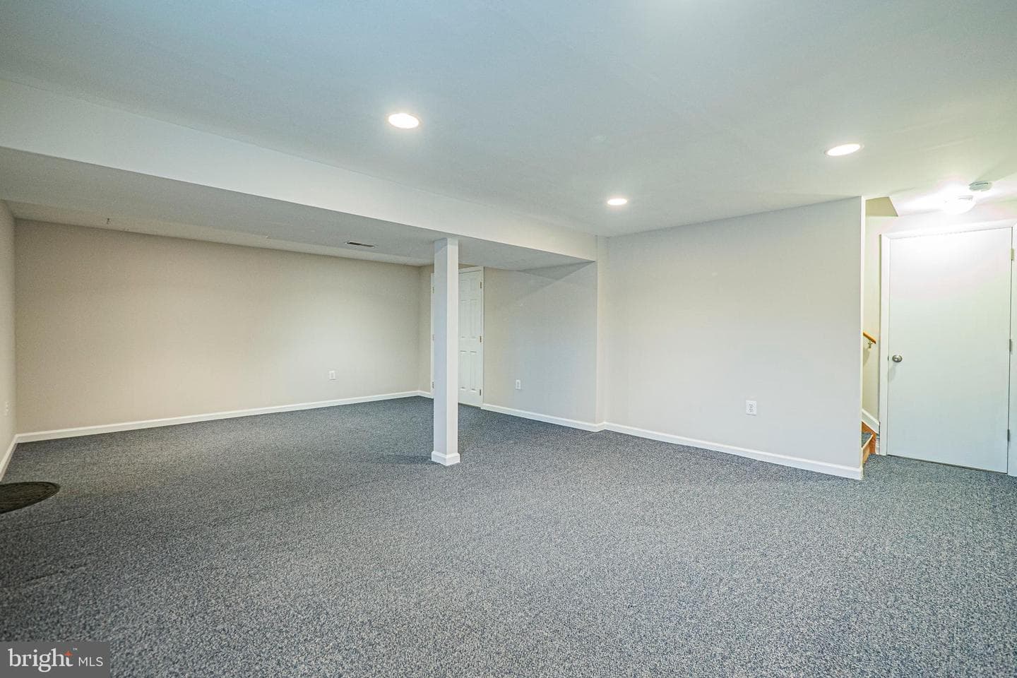 29 Upman Court photo 54