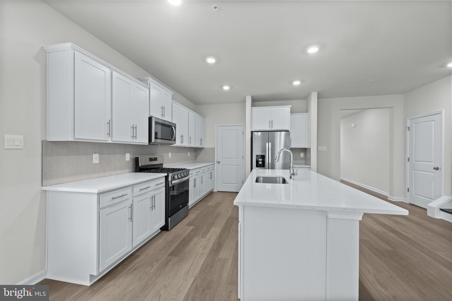 1202 Otter Point Court photo 10