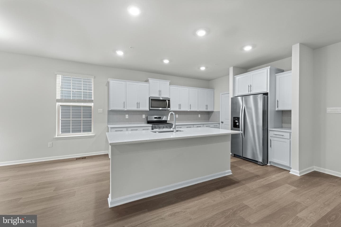 1202 Otter Point Court photo 9
