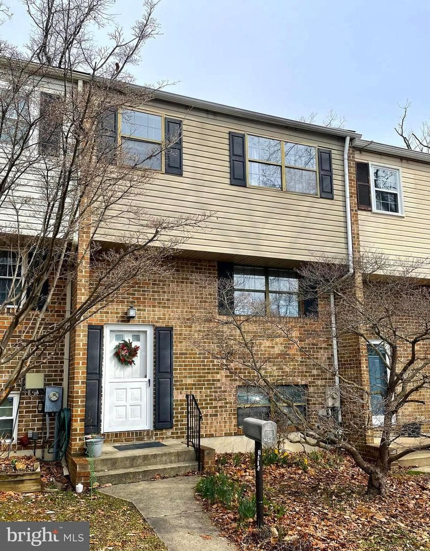 2816 Aspen Hill Road