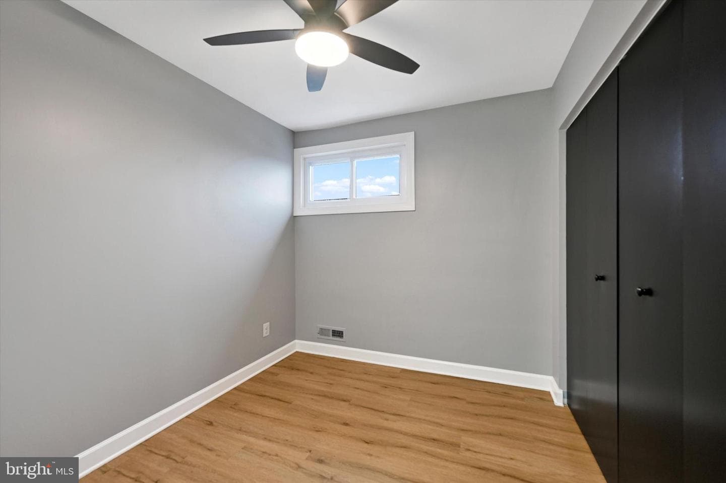 1214 48th Street photo 23