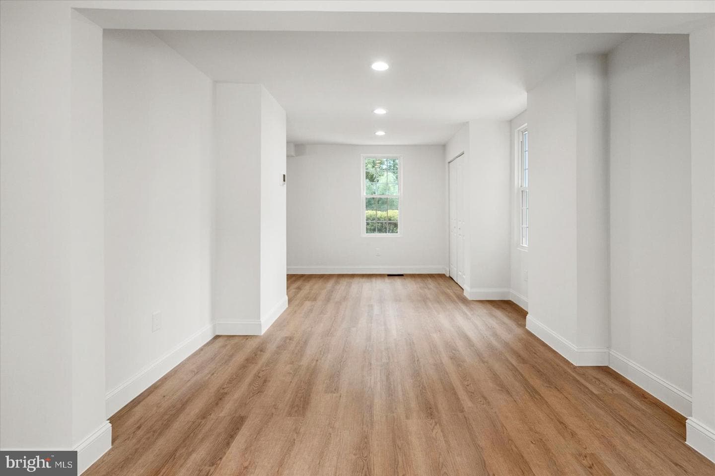 10634 Park Heights Avenue photo 26