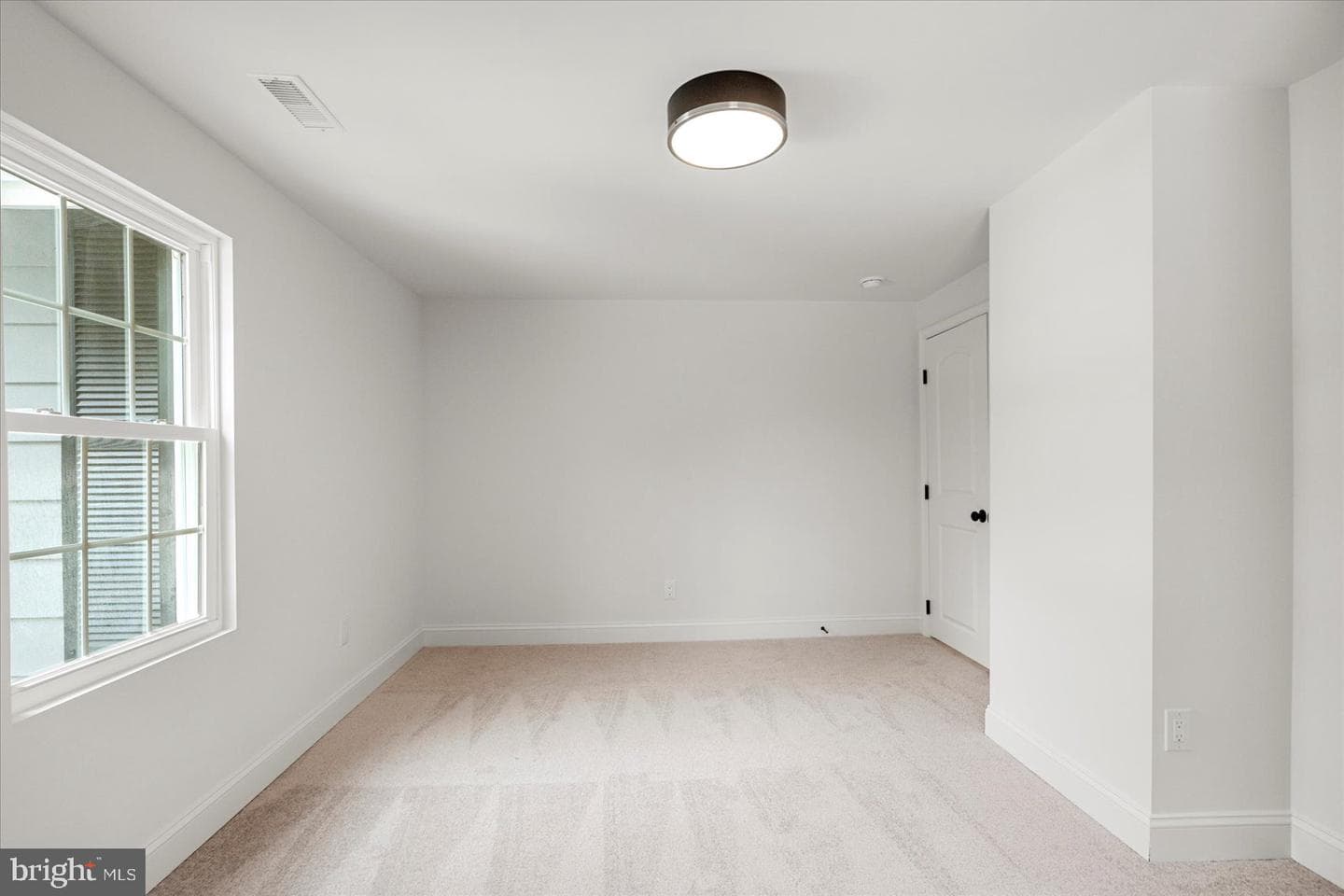 10634 Park Heights Avenue photo 32