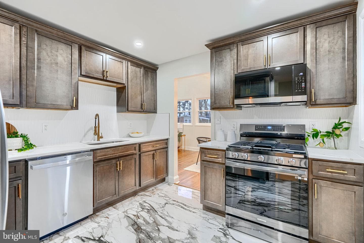 3510 Rockdale Court photo 4
