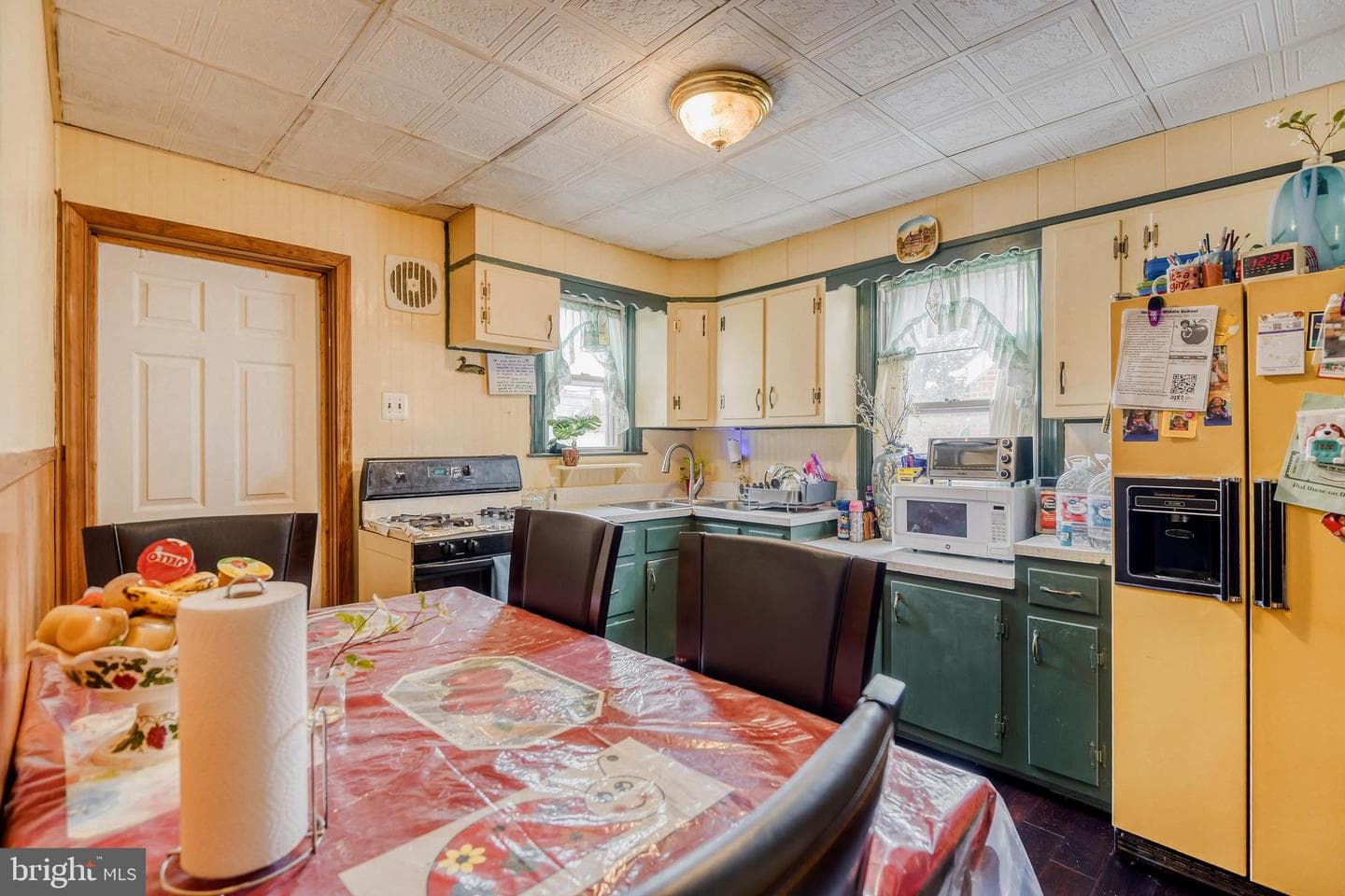 1823 Walnut Avenue photo 5