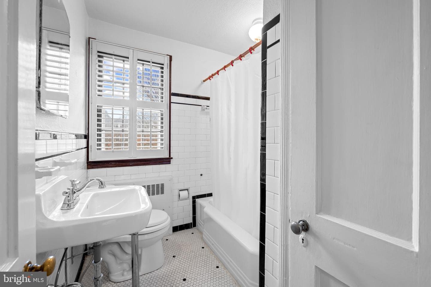 111 Dunkirk Road photo 17