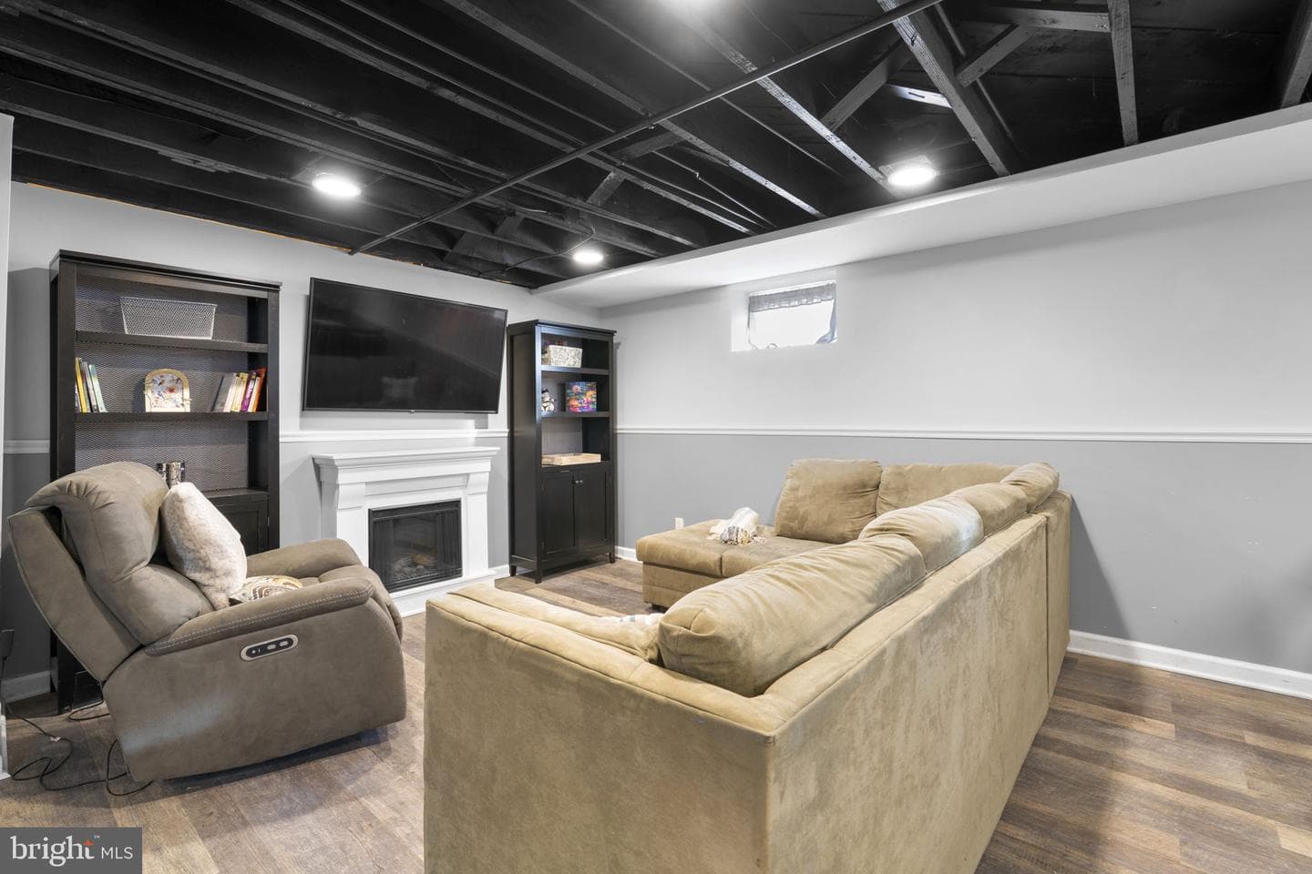 608 Meyers Drive photo 24