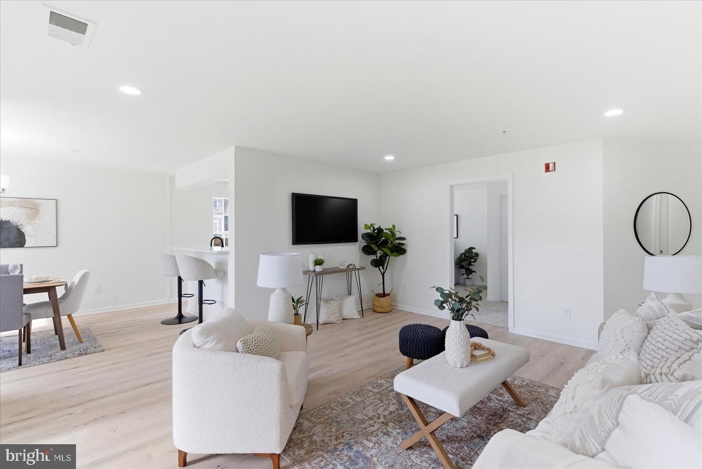 8811 Stone Ridge #103 photo 6