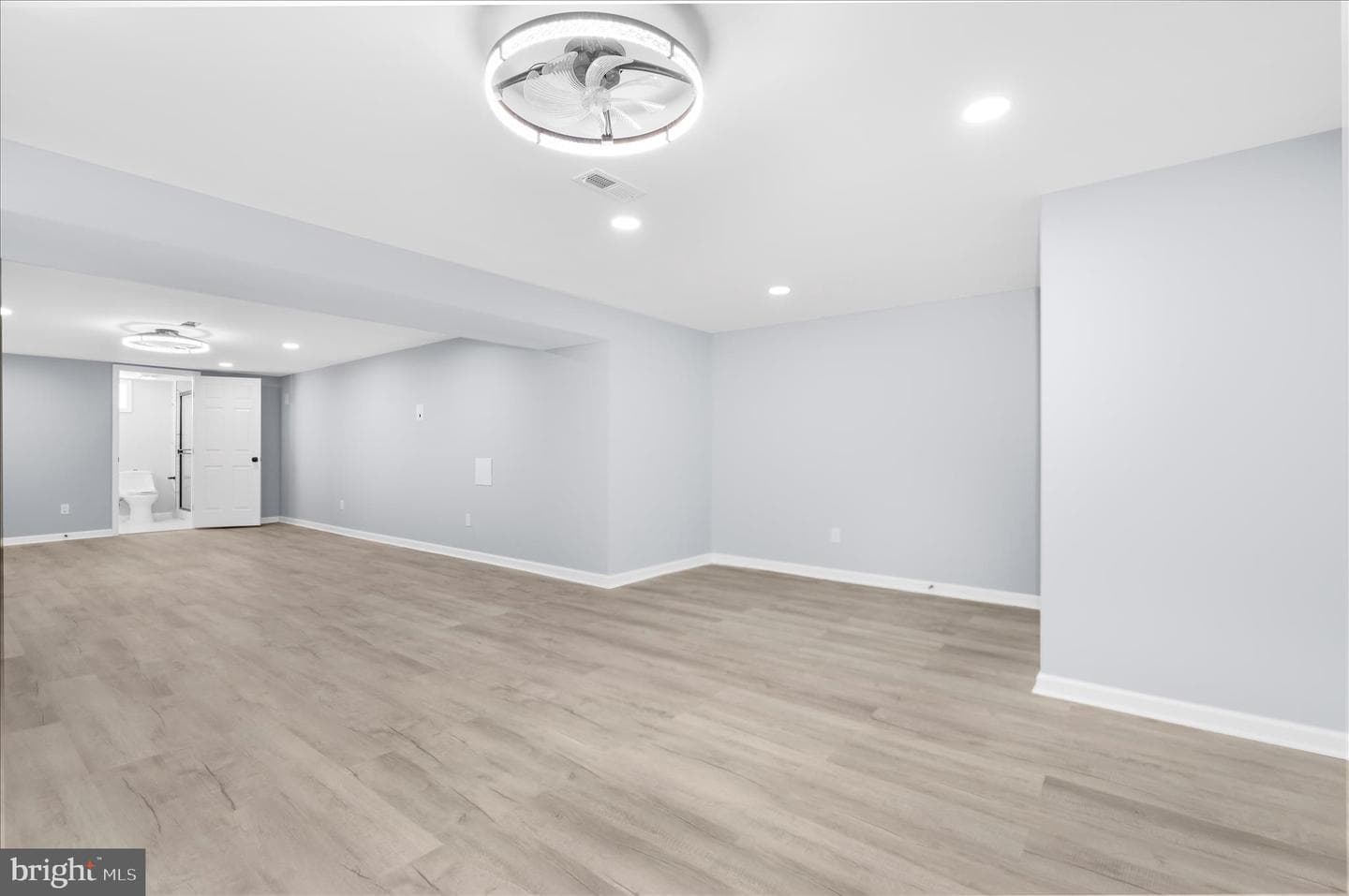 229 Sipple Avenue photo 28
