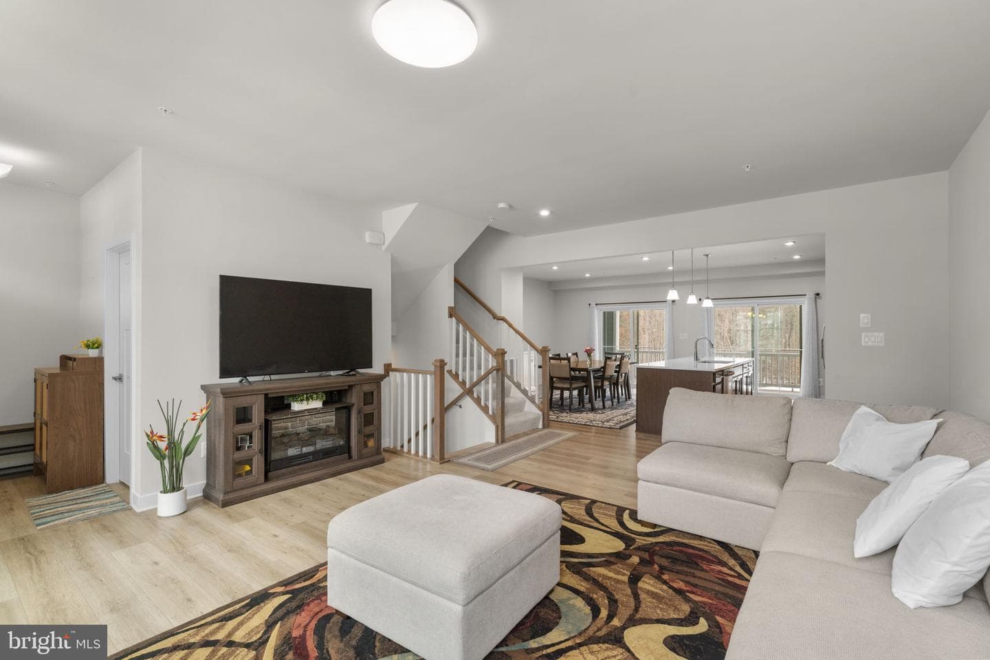 10706 Larkswood Street photo 4