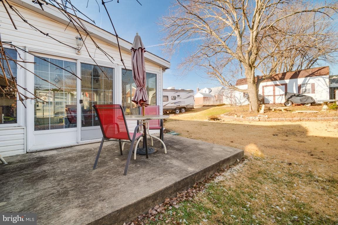 8504 Bassett Road photo 32
