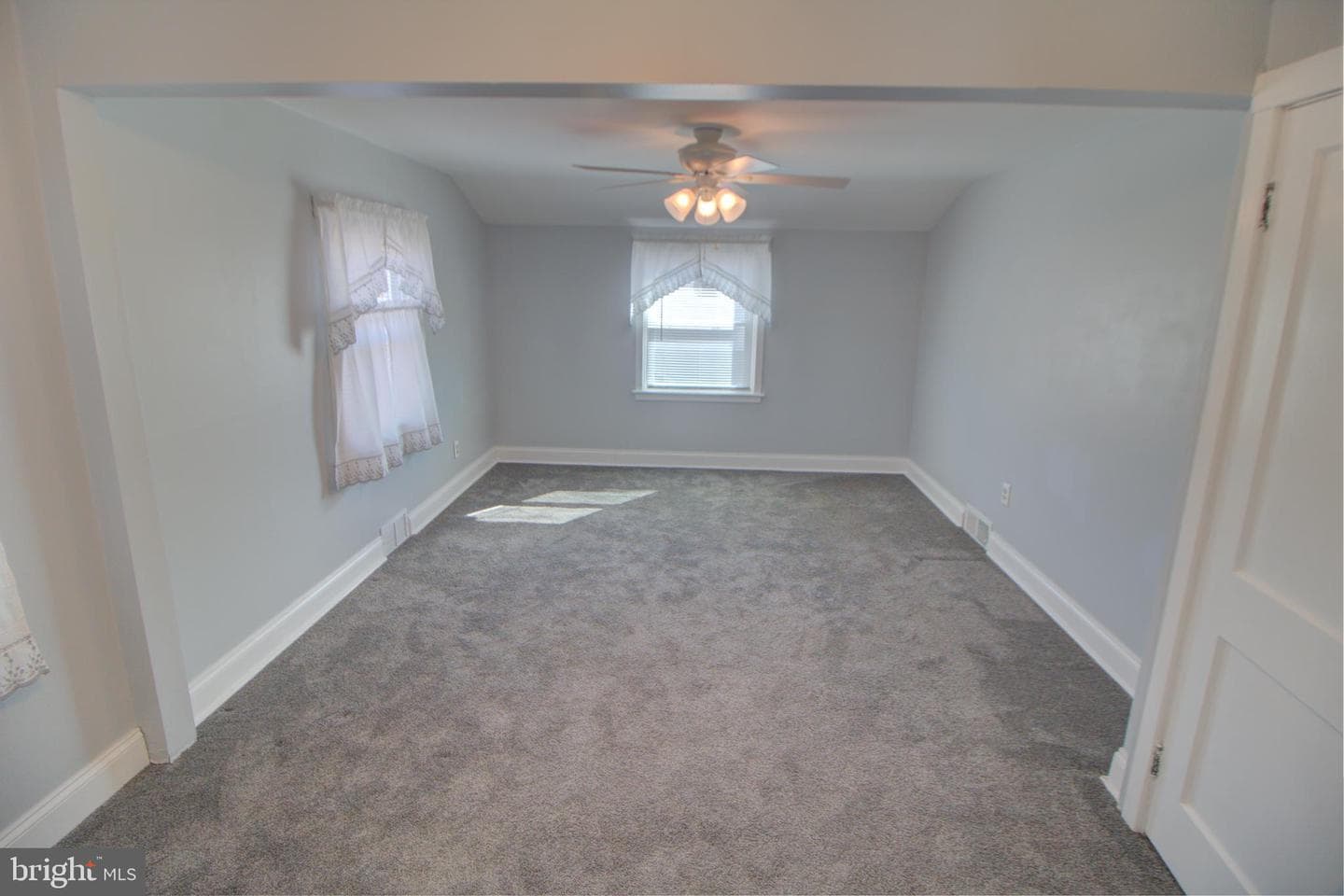 1211 Poplar Avenue photo 10