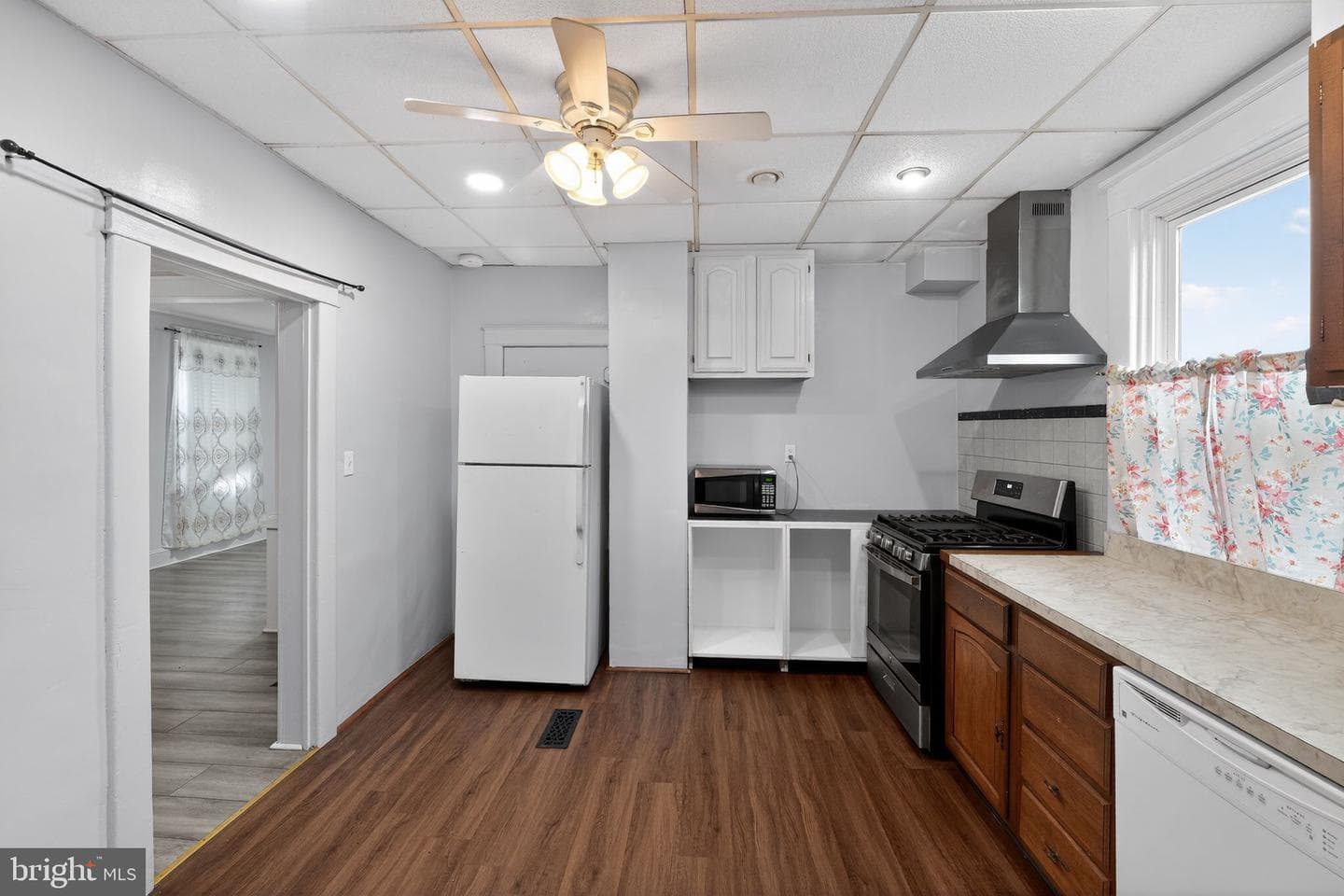 1258 Linden Avenue photo 17