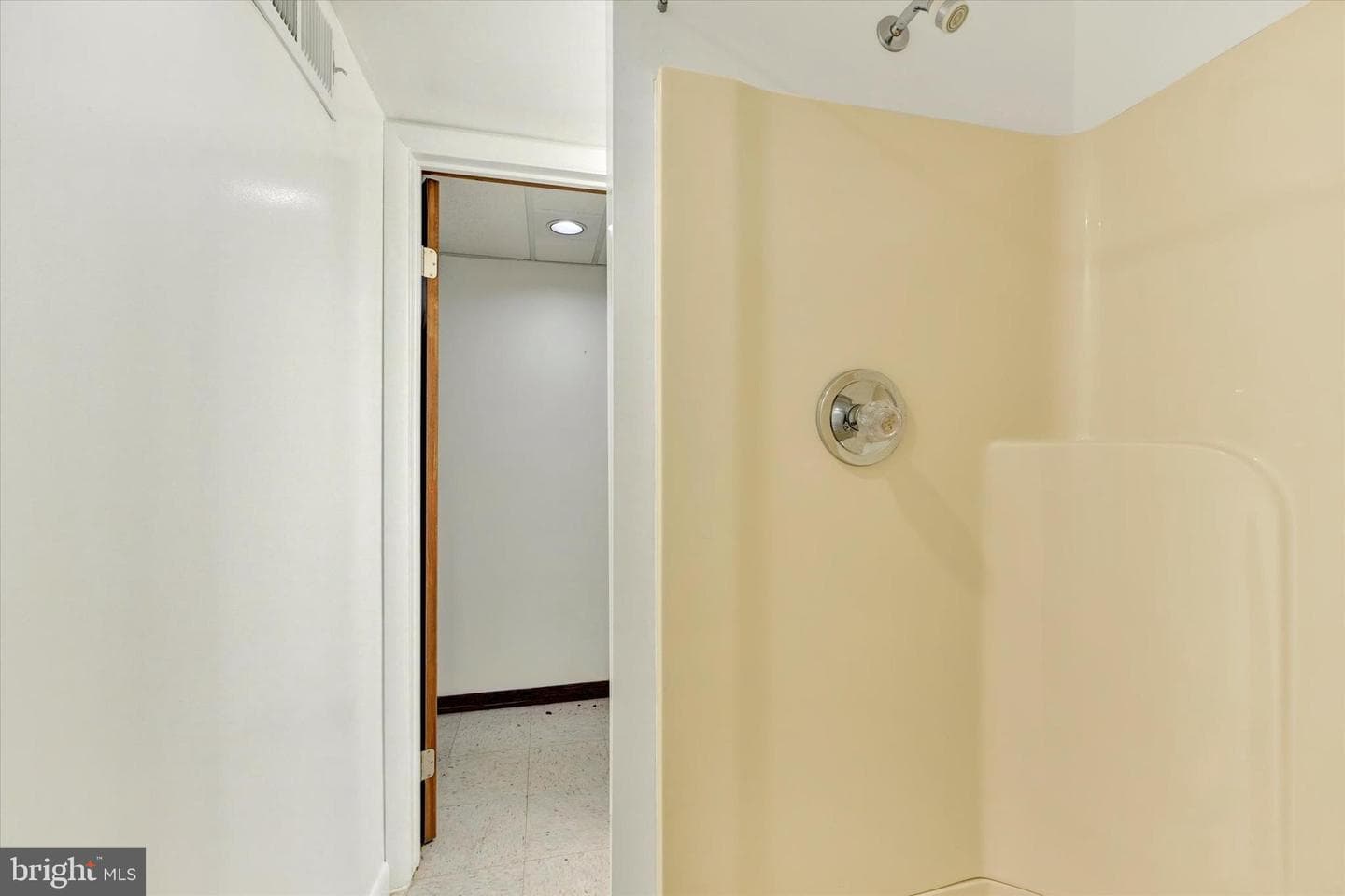 8122 Glen Gary Road photo 34