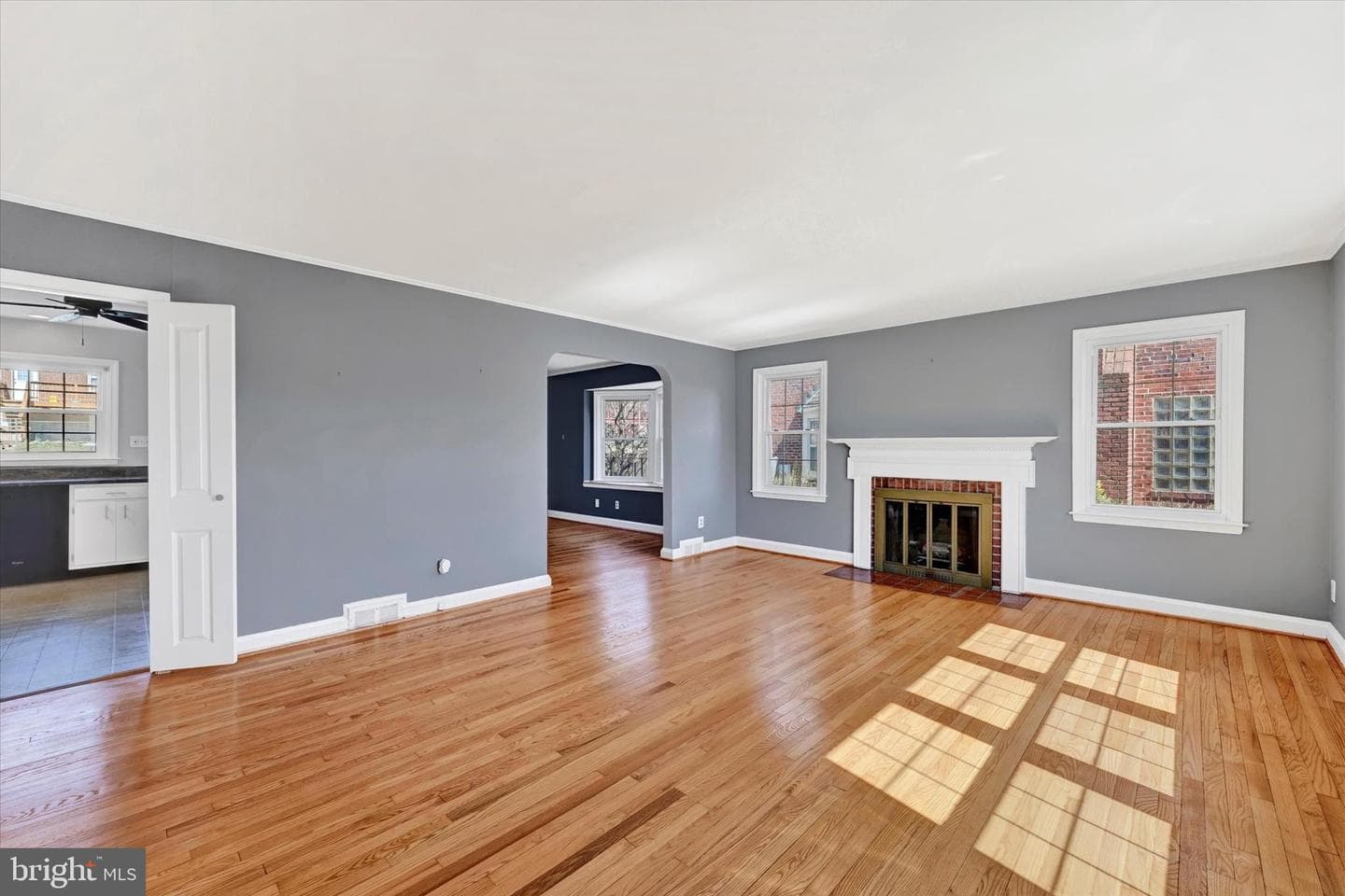8122 Glen Gary Road photo 7