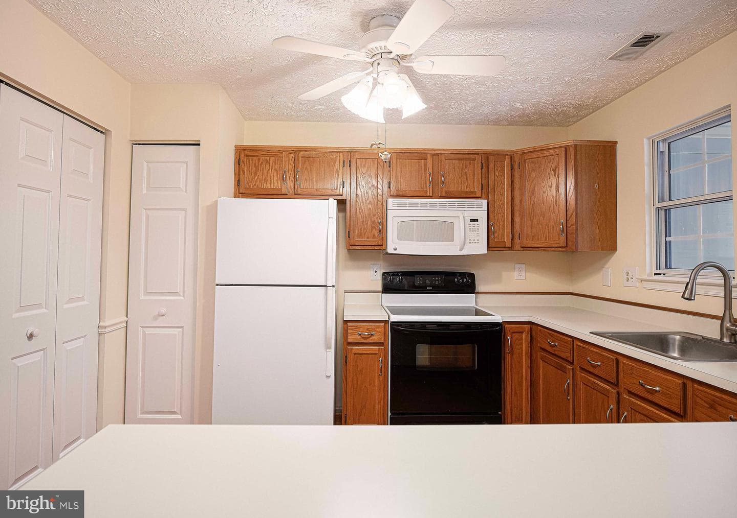 150 Jumpers Circle #189 photo 11
