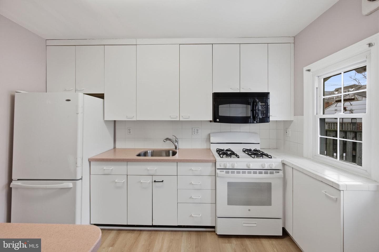 214 Murdock Road photo 13