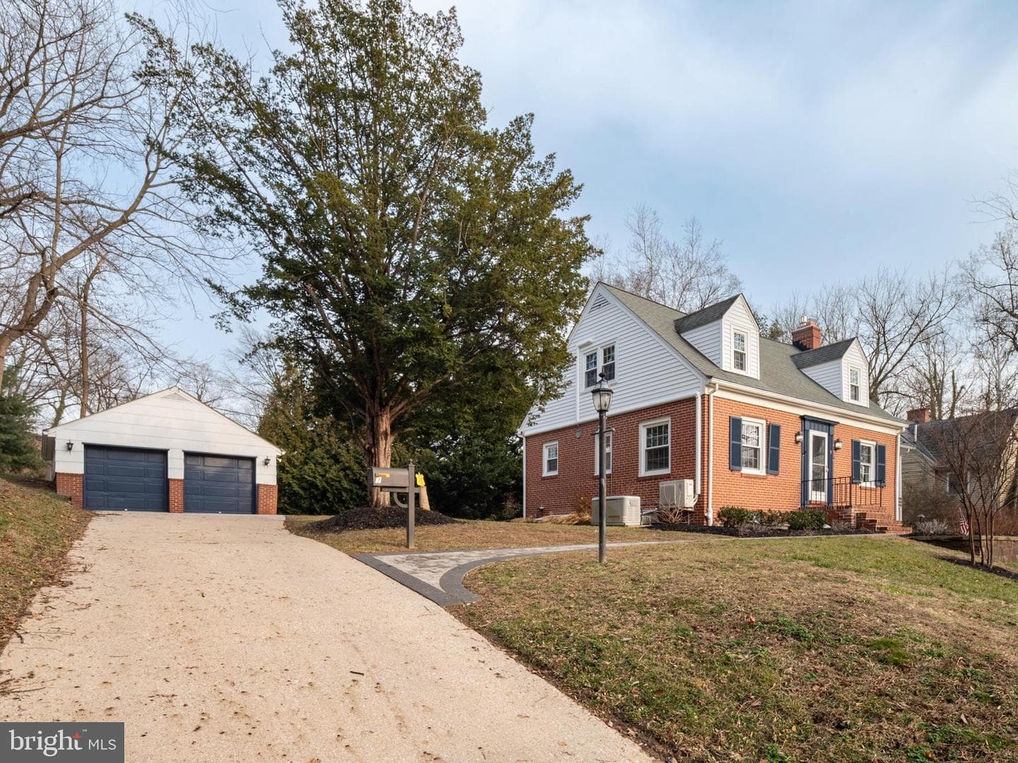 7 Overhill Road