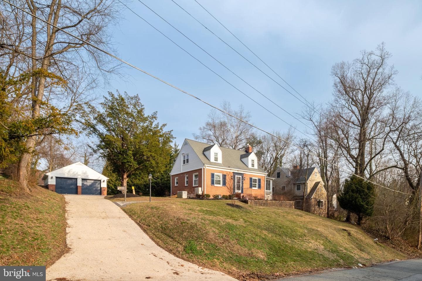 7 Overhill Road photo 2