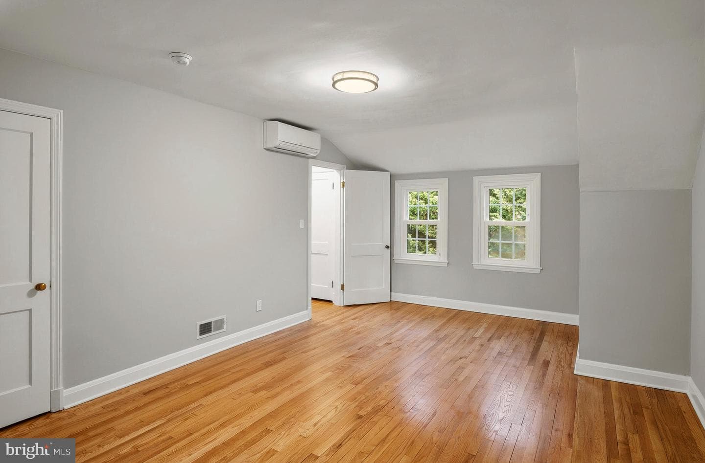 7 Overhill Road photo 29