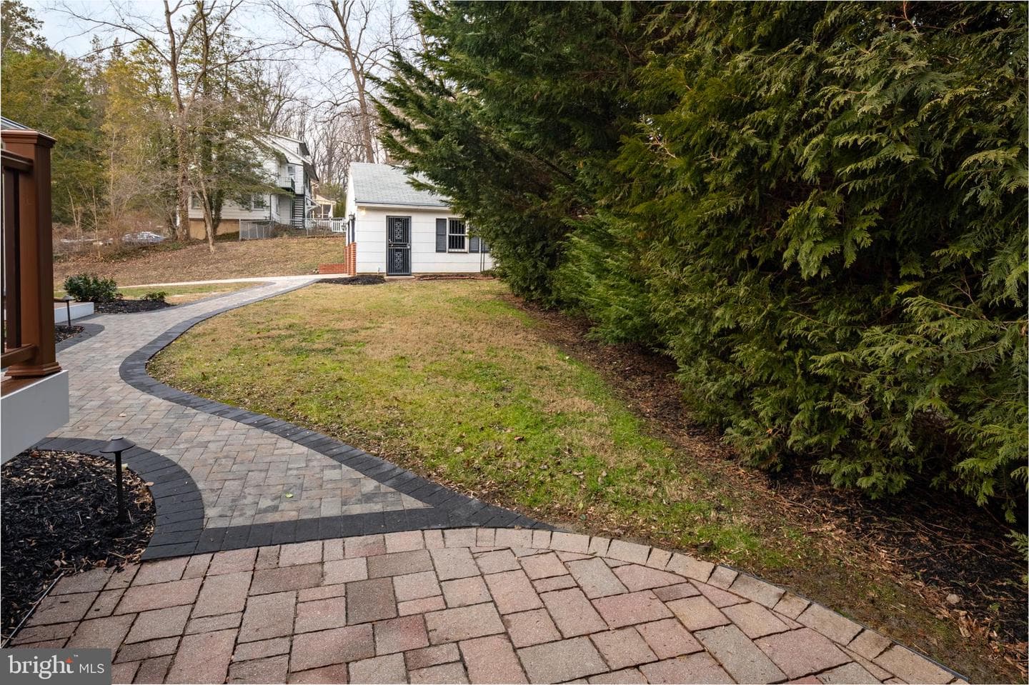 7 Overhill Road photo 37