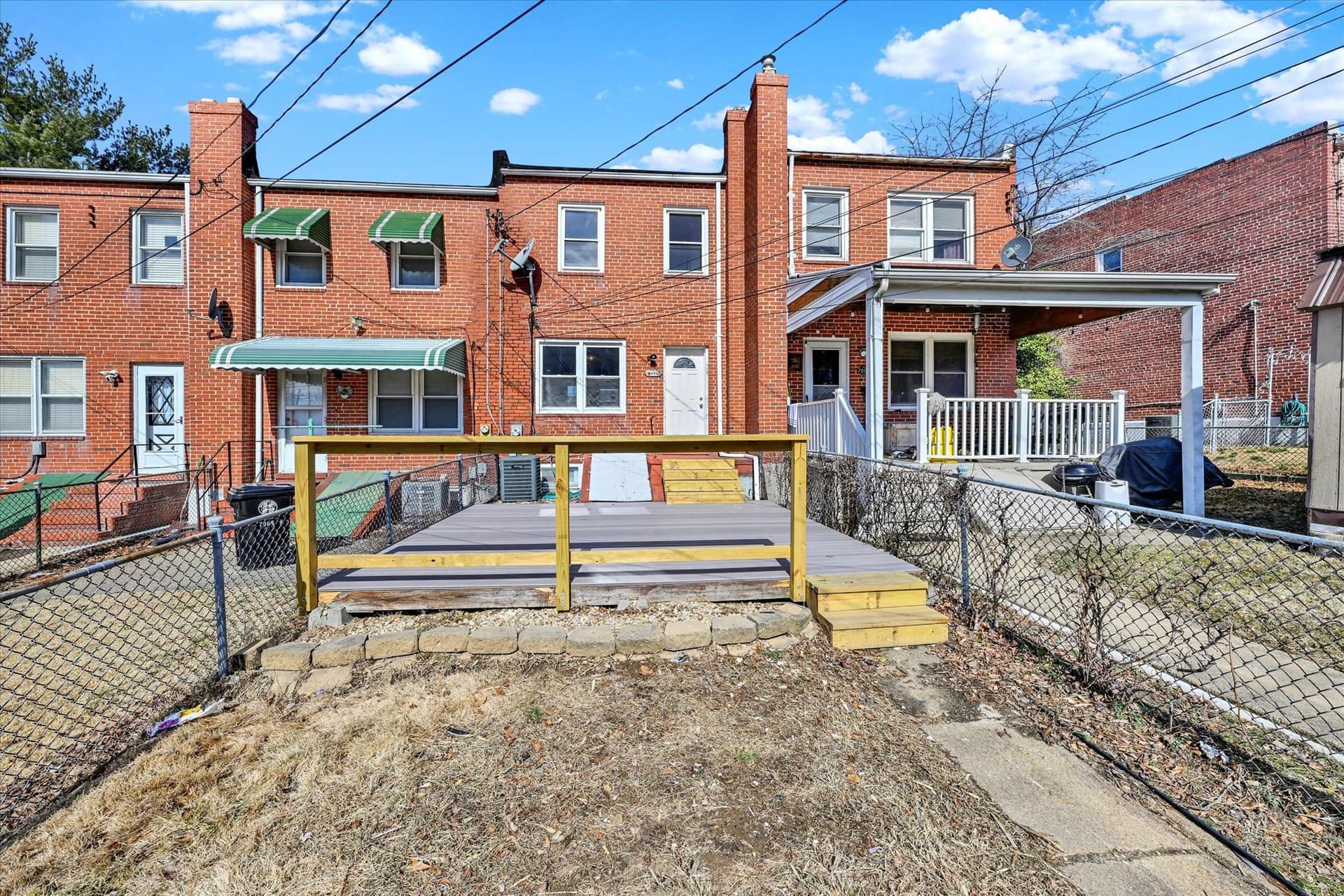 7007 Bank Street photo 16