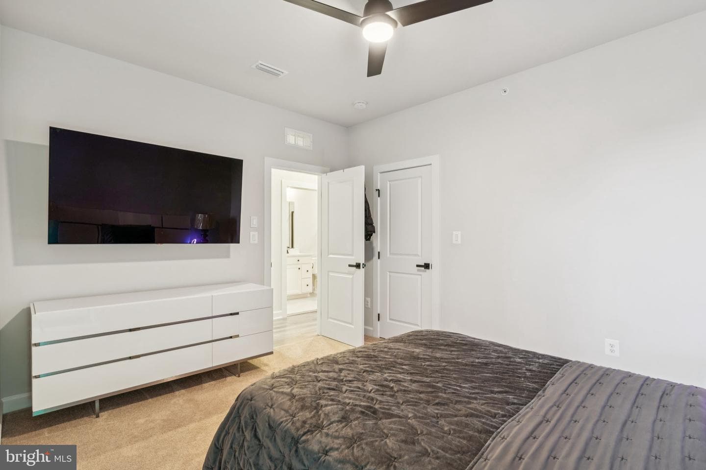 13815 Hunt Valley Court photo 39