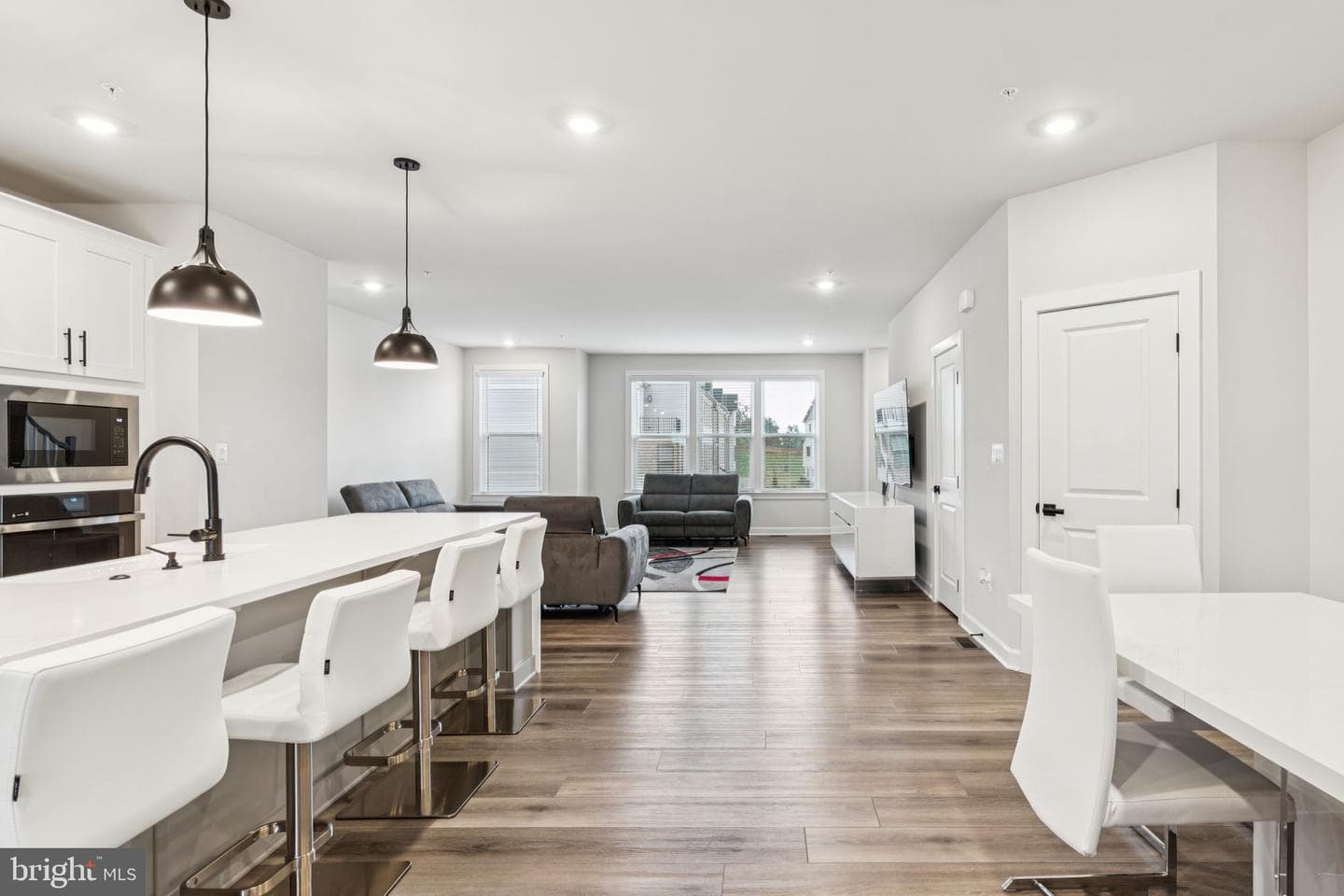 13815 Hunt Valley Court photo 4