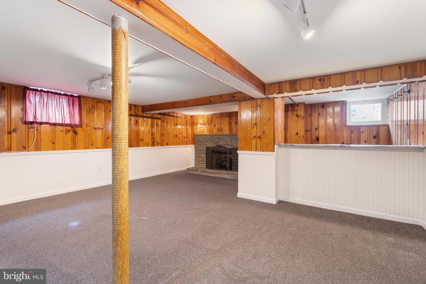 2718 Alden photo 27