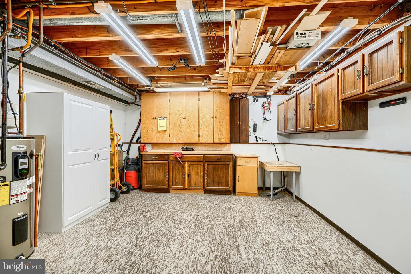 8908 Golden Tree Lane photo 33